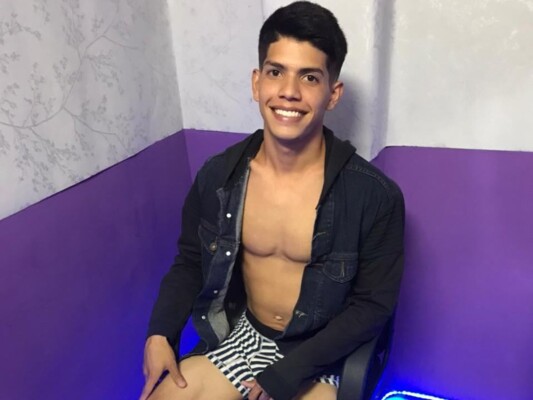Latino_boy immagine del profilo del modello di cam