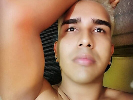 Foto de perfil de modelo de webcam de MiguelAngell 