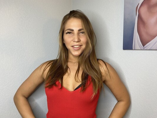 Foto de perfil de modelo de webcam de AlisaRousi 