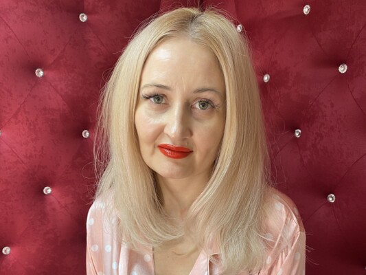 Foto de perfil de modelo de webcam de SharonXKiss 