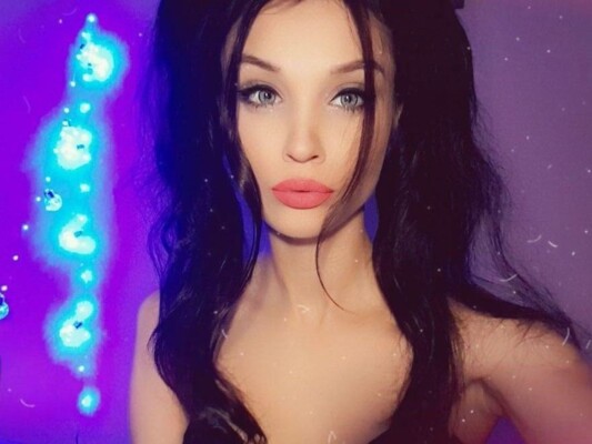 Image de profil du modèle de webcam Emmy_Fisher