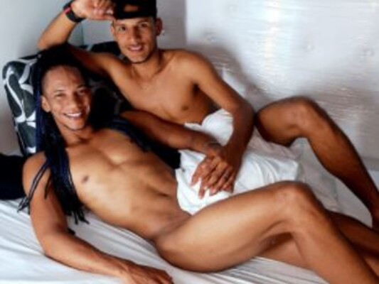 zeus_and_damian cam model profile picture 