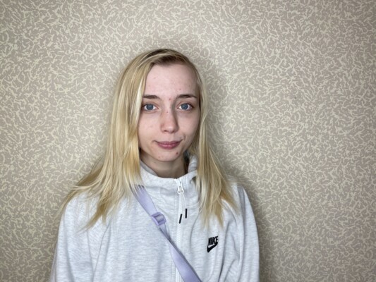 Foto de perfil de modelo de webcam de AmelieSimony 