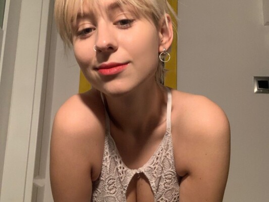 Foto de perfil de modelo de webcam de ArielaHonest 