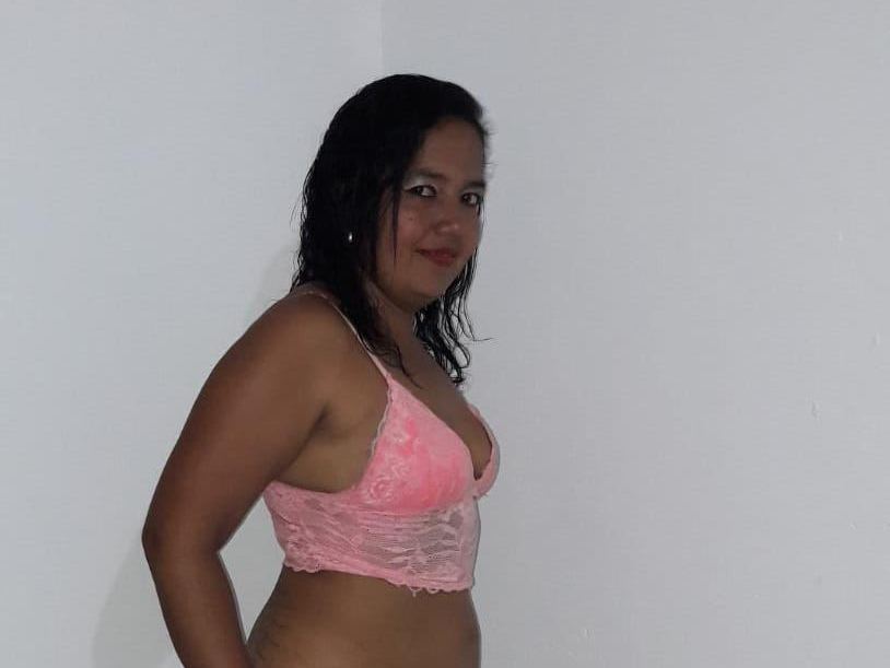 Imagen de perfil de modelo de cámara web de BrigitteLovexx