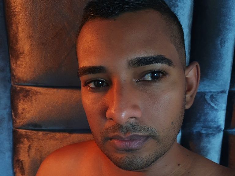 Foto de perfil de modelo de webcam de Daviid_Coleman 