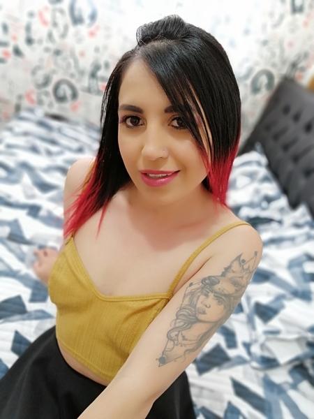 Performer Agata_XXX Photo 1