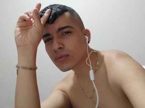 Image de profil du modèle de webcam Ricky_Johnson