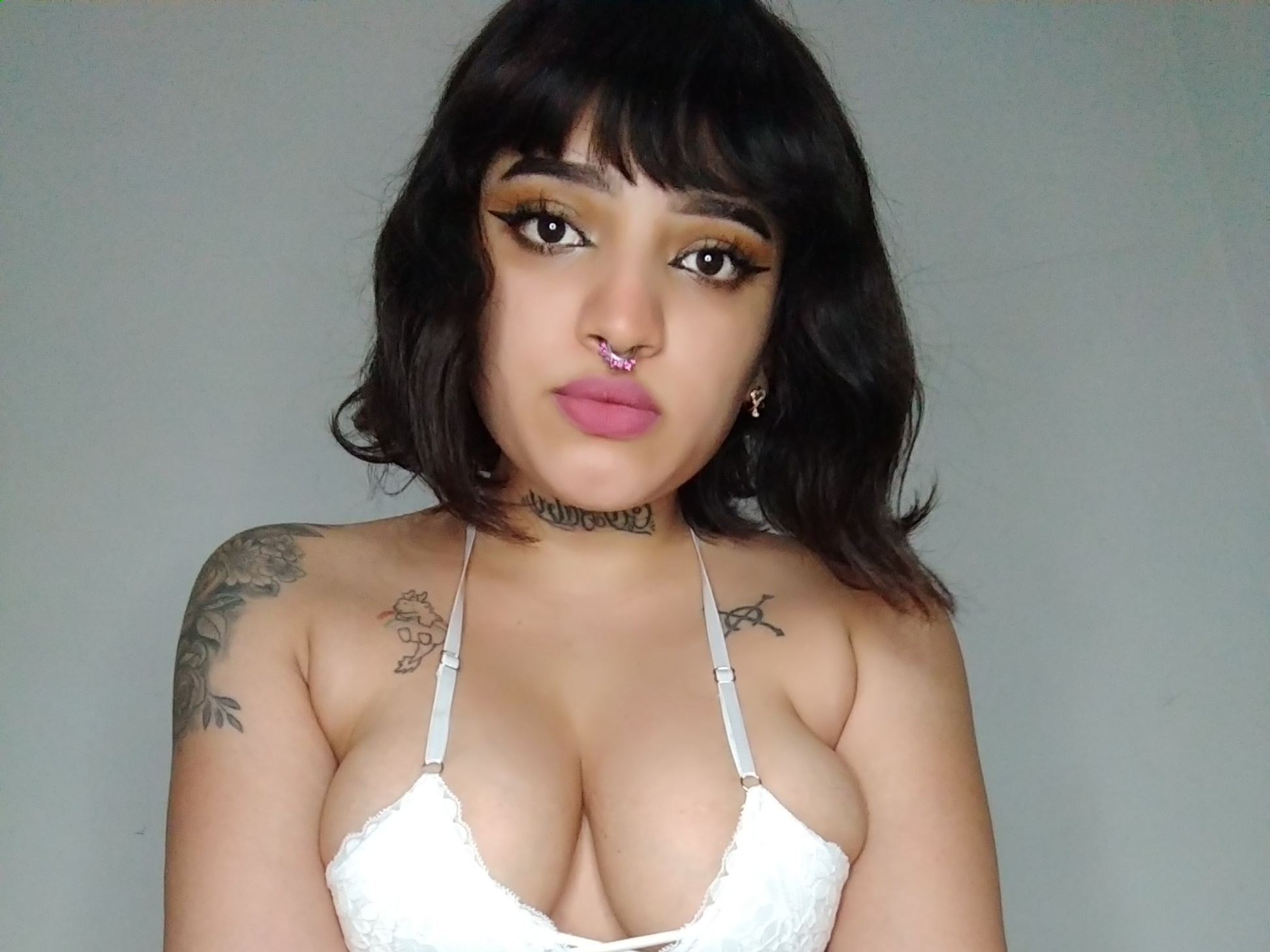 Image de profil du modèle de webcam babymichxo