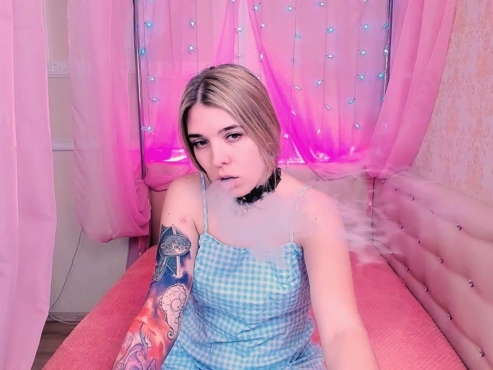 Image de profil du modèle de webcam NORA_PLAY