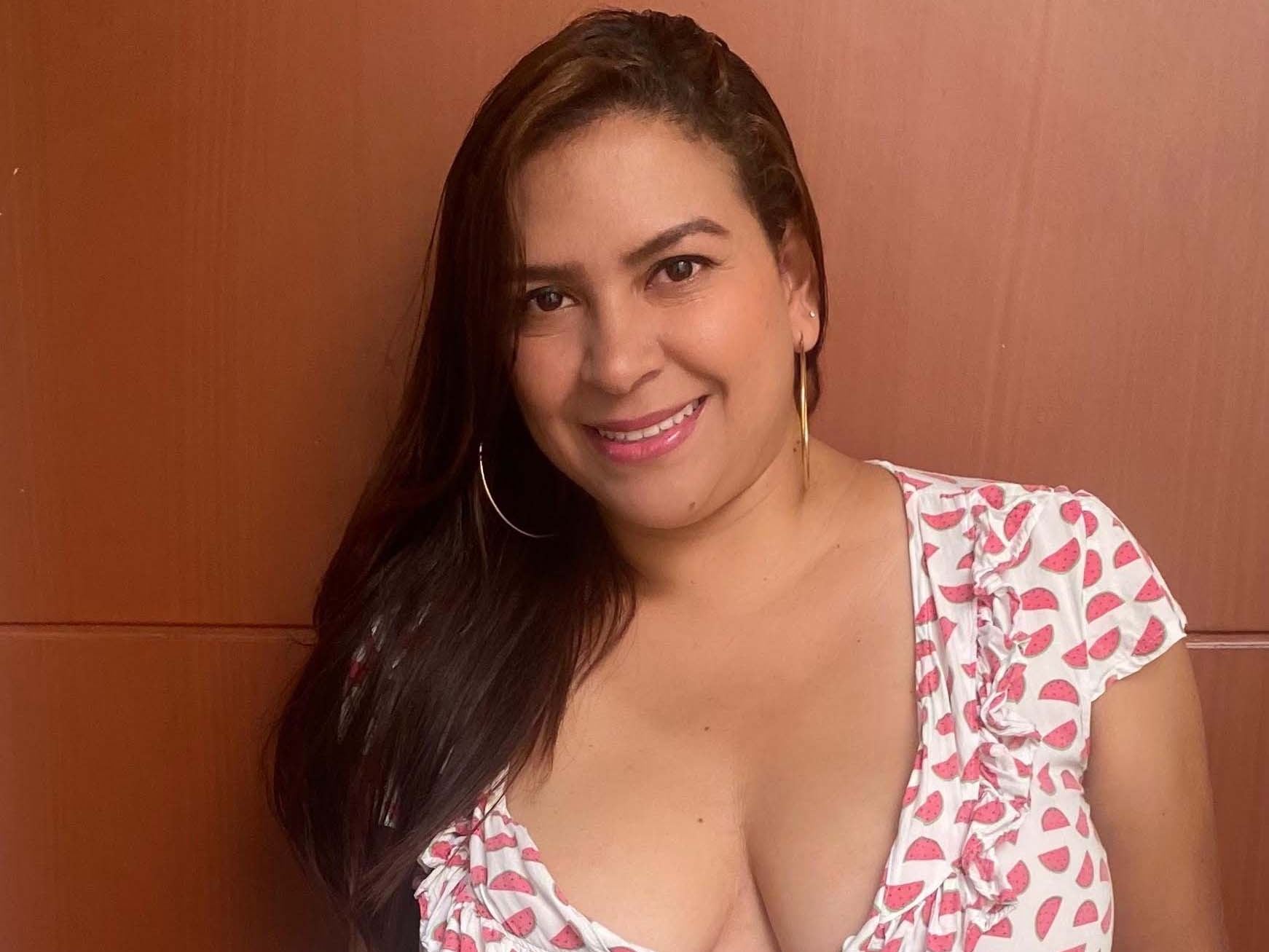 Imagen de perfil de modelo de cámara web de AlishaDurand