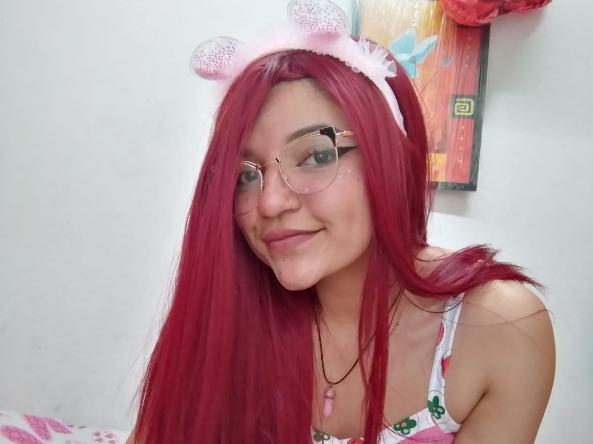 Foto de perfil de modelo de webcam de AnnieRoux 