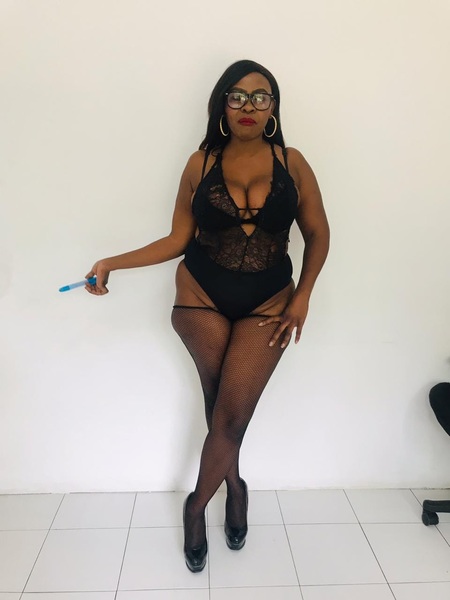 Performer NAWGHTYnMATUE47 Photo 2