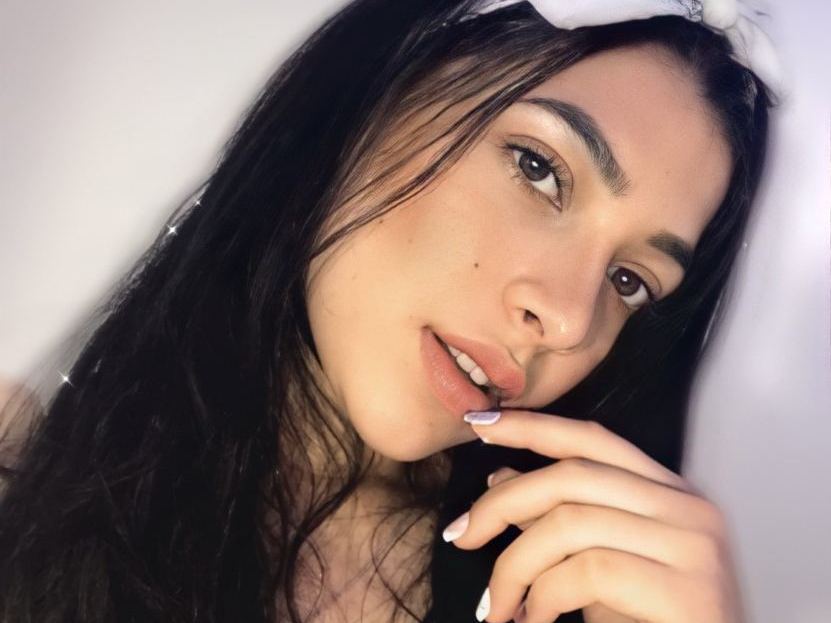 Martina_Perez profilbild på webbkameramodell 