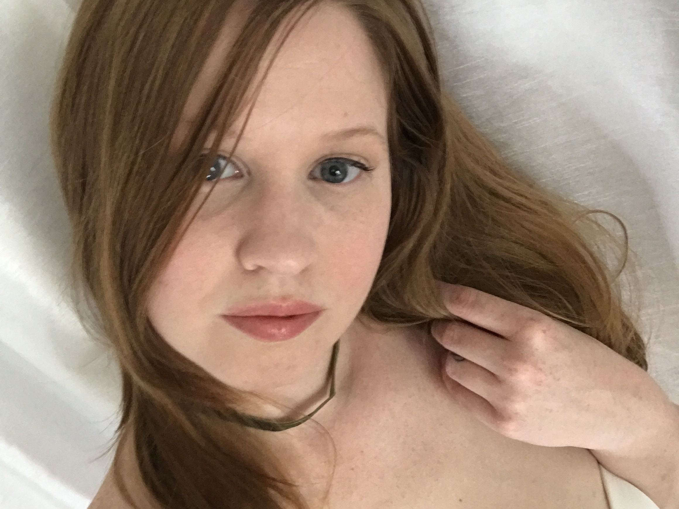 Imagen de perfil de modelo de cámara web de RedheadCalypso