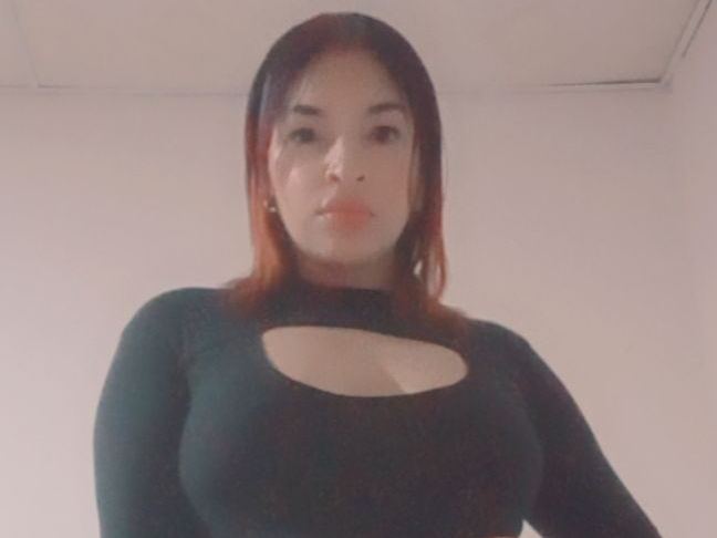 Foto de perfil de modelo de webcam de aleja23 