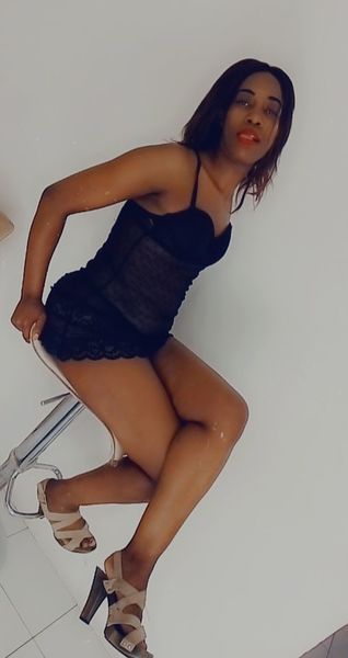 Artista DARK_AMBER30 Foto 1