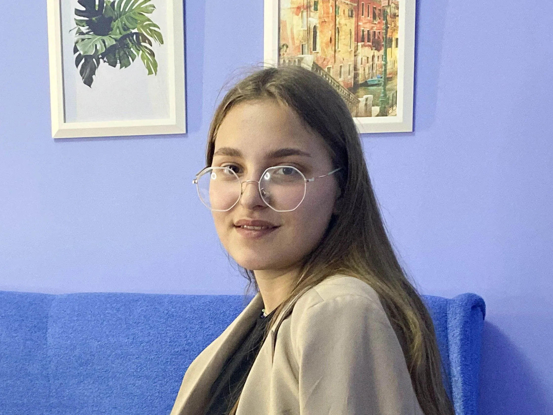 EmilySalts cam model profile picture