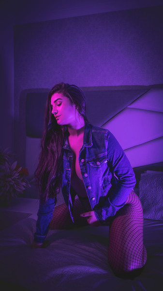 Performer MelanyHuston Photo 4