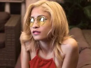 ArianeLorin immagine del profilo del modello di cam