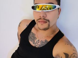 Imagen de perfil de modelo de cámara web de Ricky_Manson