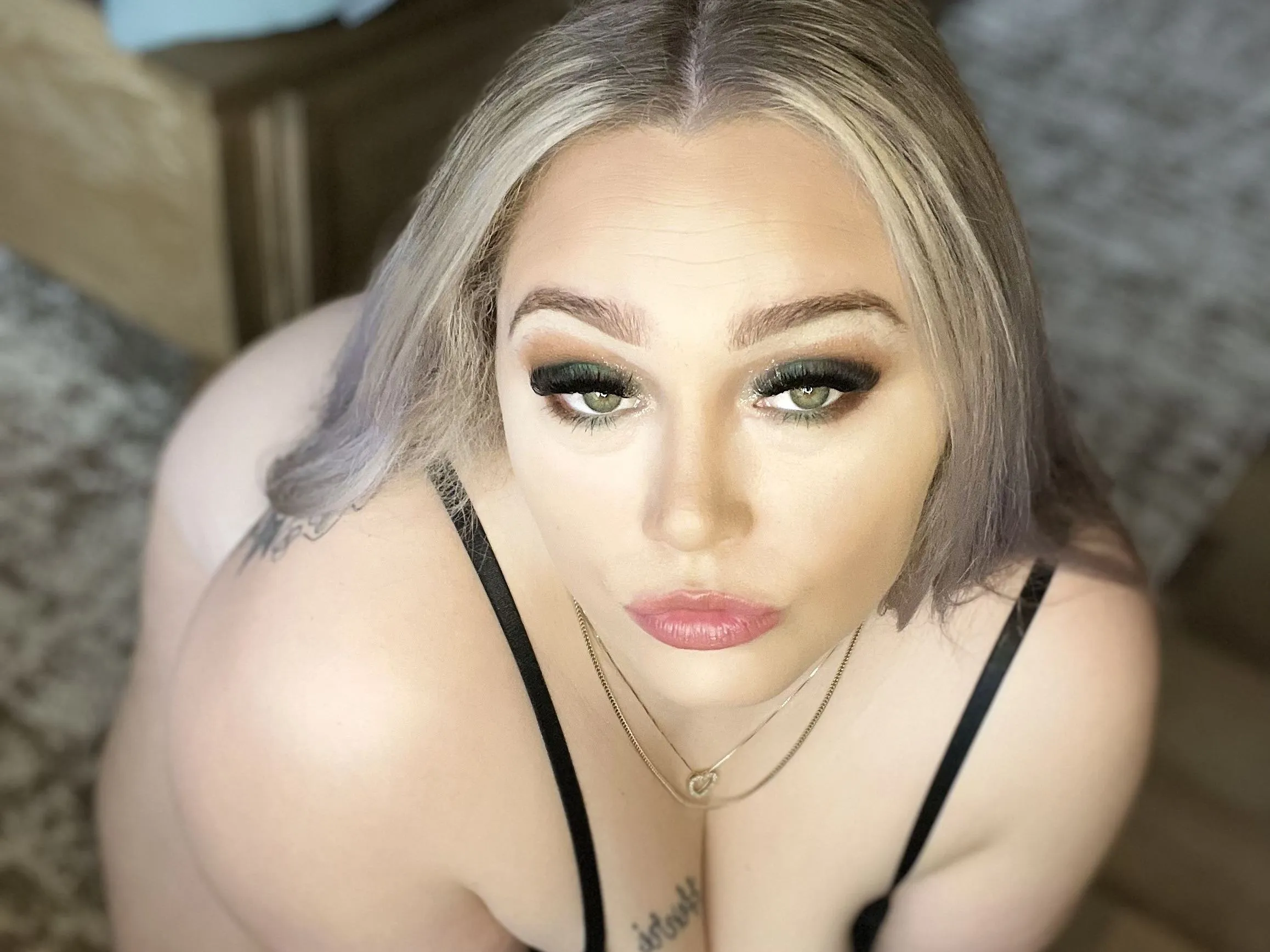 Foto de perfil de modelo de webcam de NikkiThikkBBW