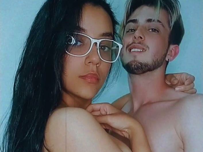 coupleslatinx profilbild på webbkameramodell 