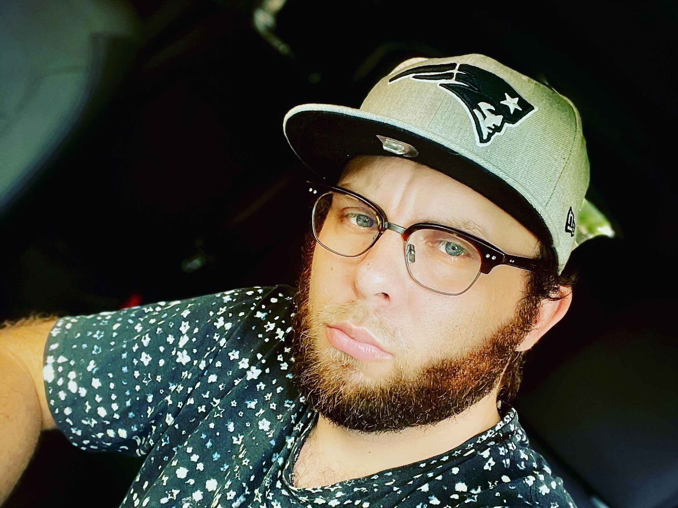 Image de profil du modèle de webcam Luka23