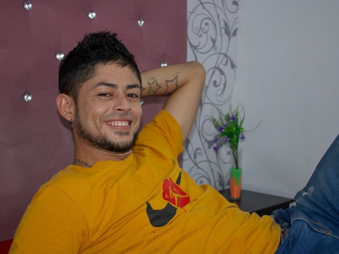 Foto de perfil de modelo de webcam de AnthonyHotYBig 