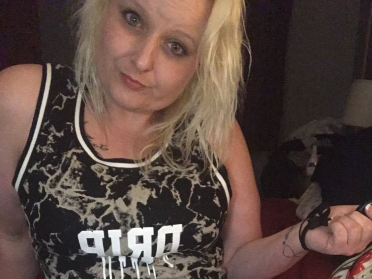 JCbaby87 profilbild på webbkameramodell 