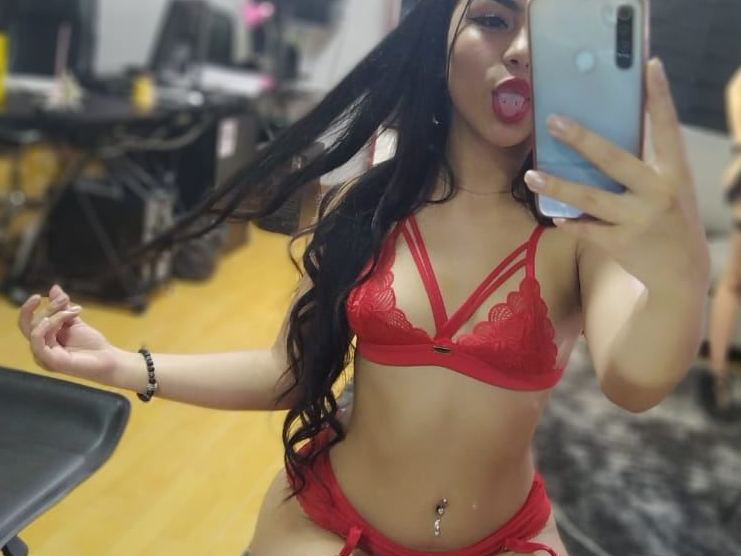 Foto de perfil de modelo de webcam de Karlanal 