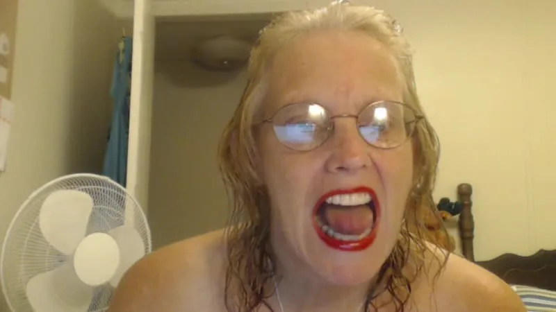 Intérprete Twiddles Video 1