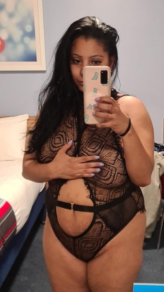 Intérprete British_Busty_Sienna Foto 6