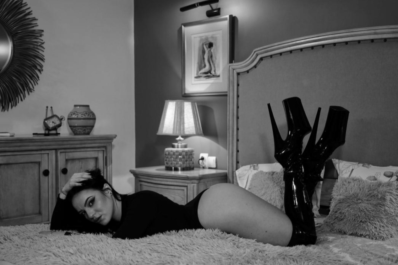 Interprete IzabelNoir Foto 1