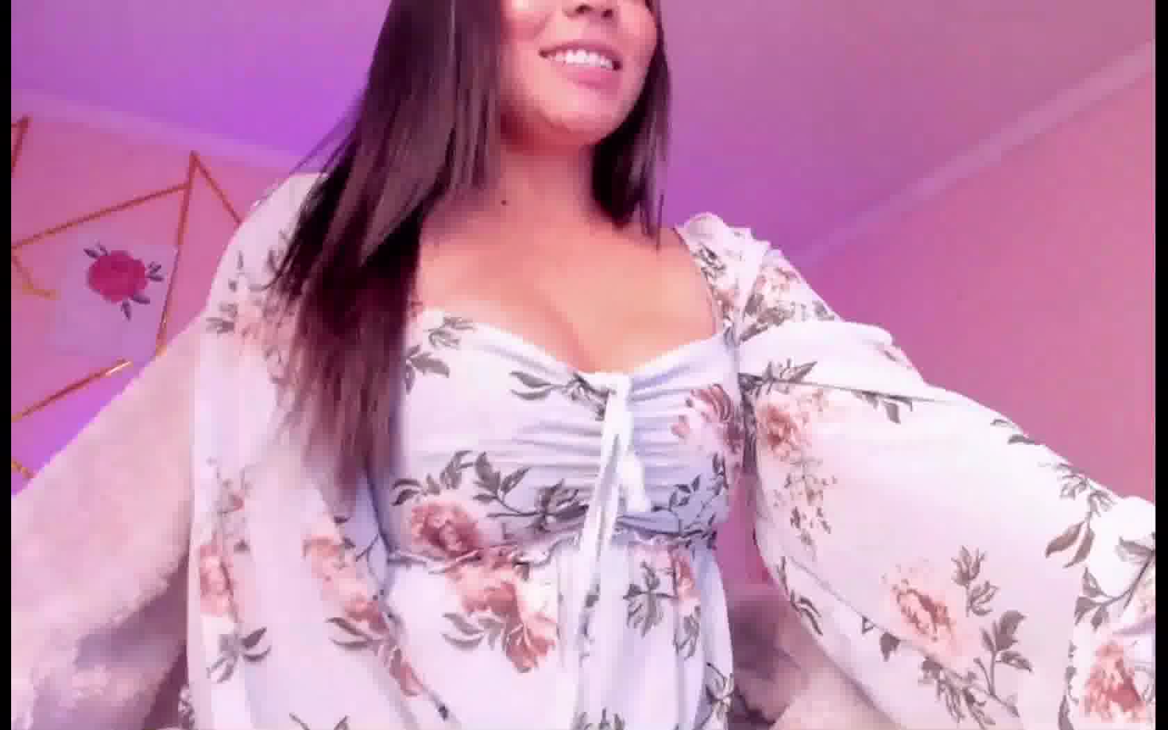 Performer Milahose Video 1