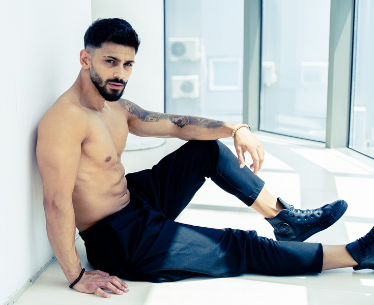 Performer FrankDecker Photo 7