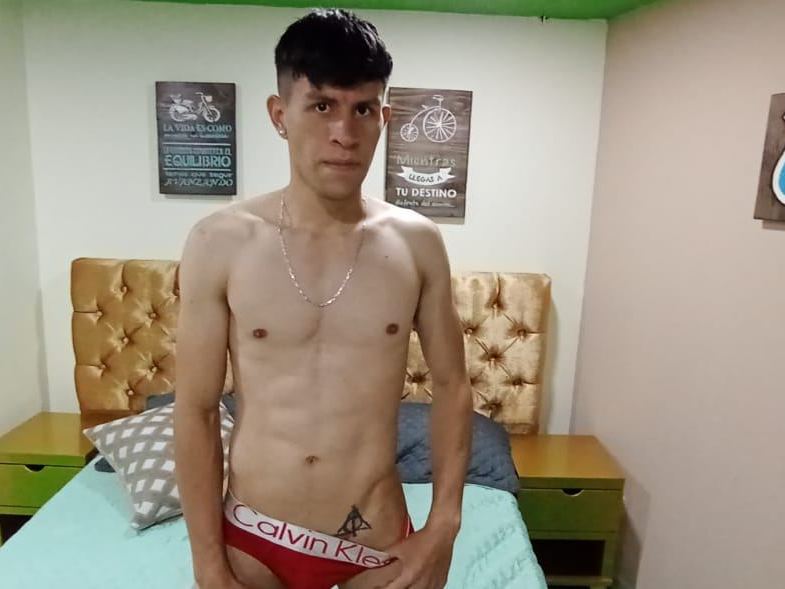 Foto de perfil de modelo de webcam de azulon18 