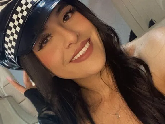 DanielaJonnes profielfoto van cam model