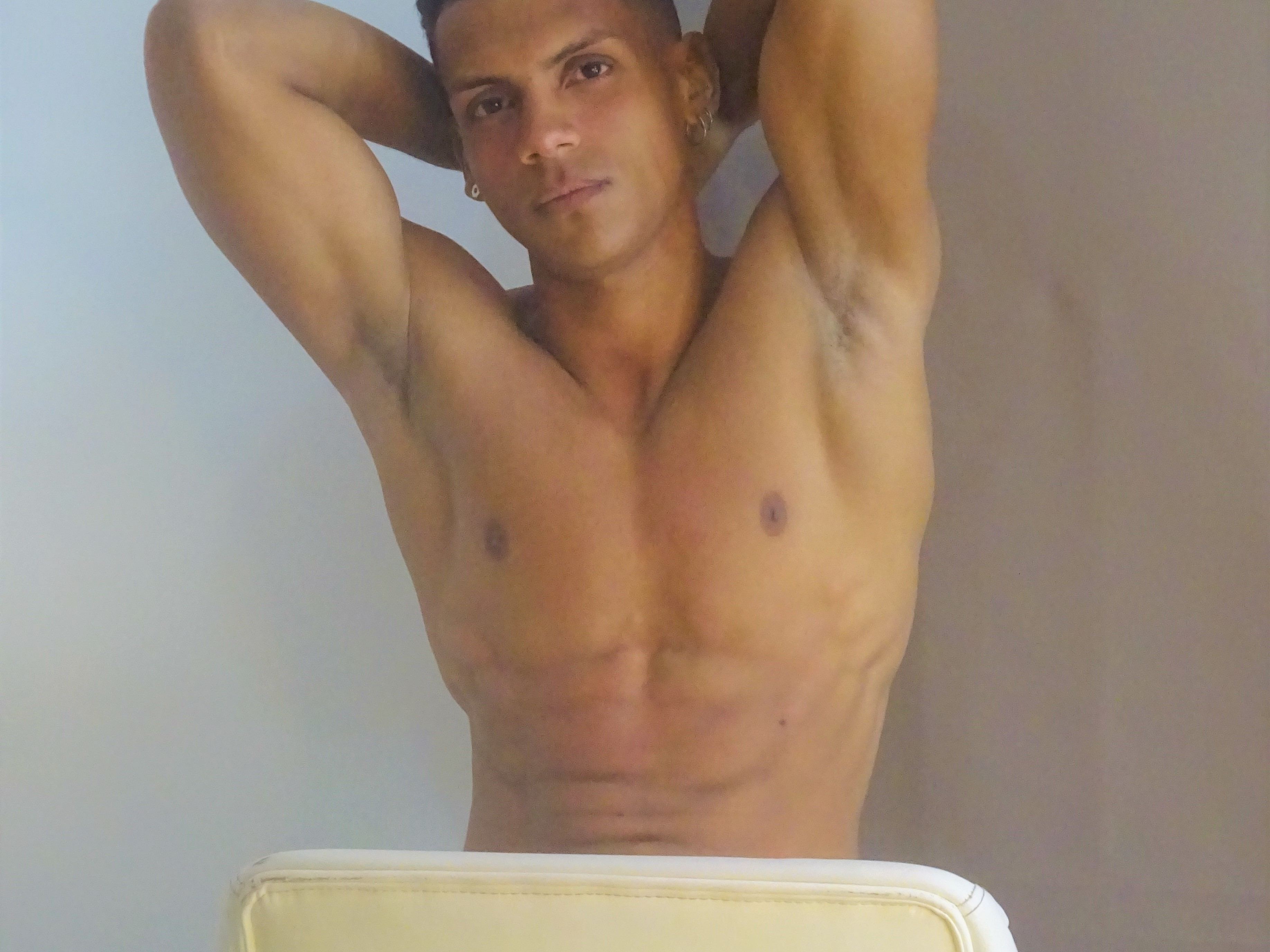 Foto de perfil de modelo de webcam de akramdc 