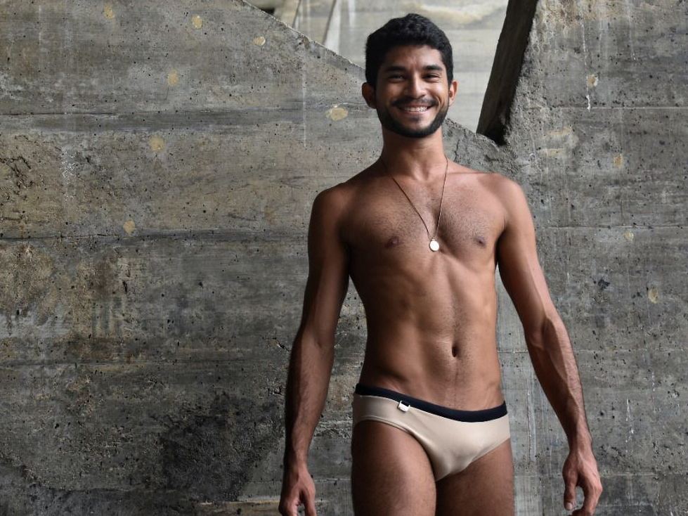 felipeporto profilbild på webbkameramodell