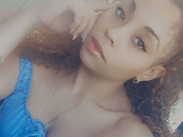 FunSizeThicThighz profilbild på webbkameramodell