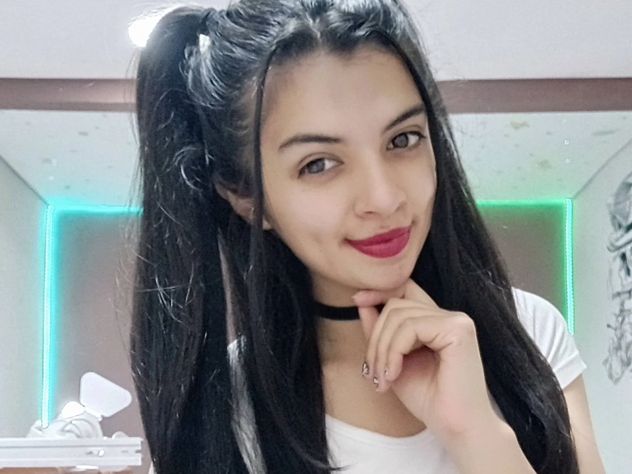 Image de profil du modèle de webcam alexaescobar18