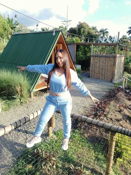 Performer MarcelaAndSergio Photo 5