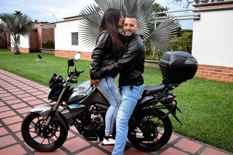 Performer MarcelaAndSergio Photo 12