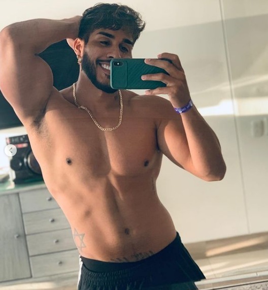 Performer ArtemisKaztman Photo 2