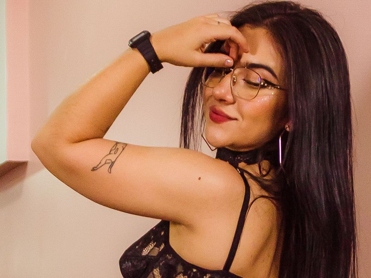 Foto de perfil de modelo de webcam de IsaLoveer