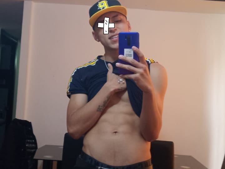 JhonALeX107 profilbild på webbkameramodell 