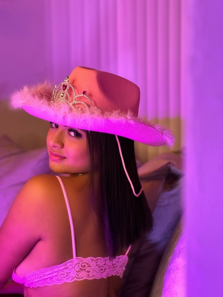 Interprete Elle_gisellee Foto 12