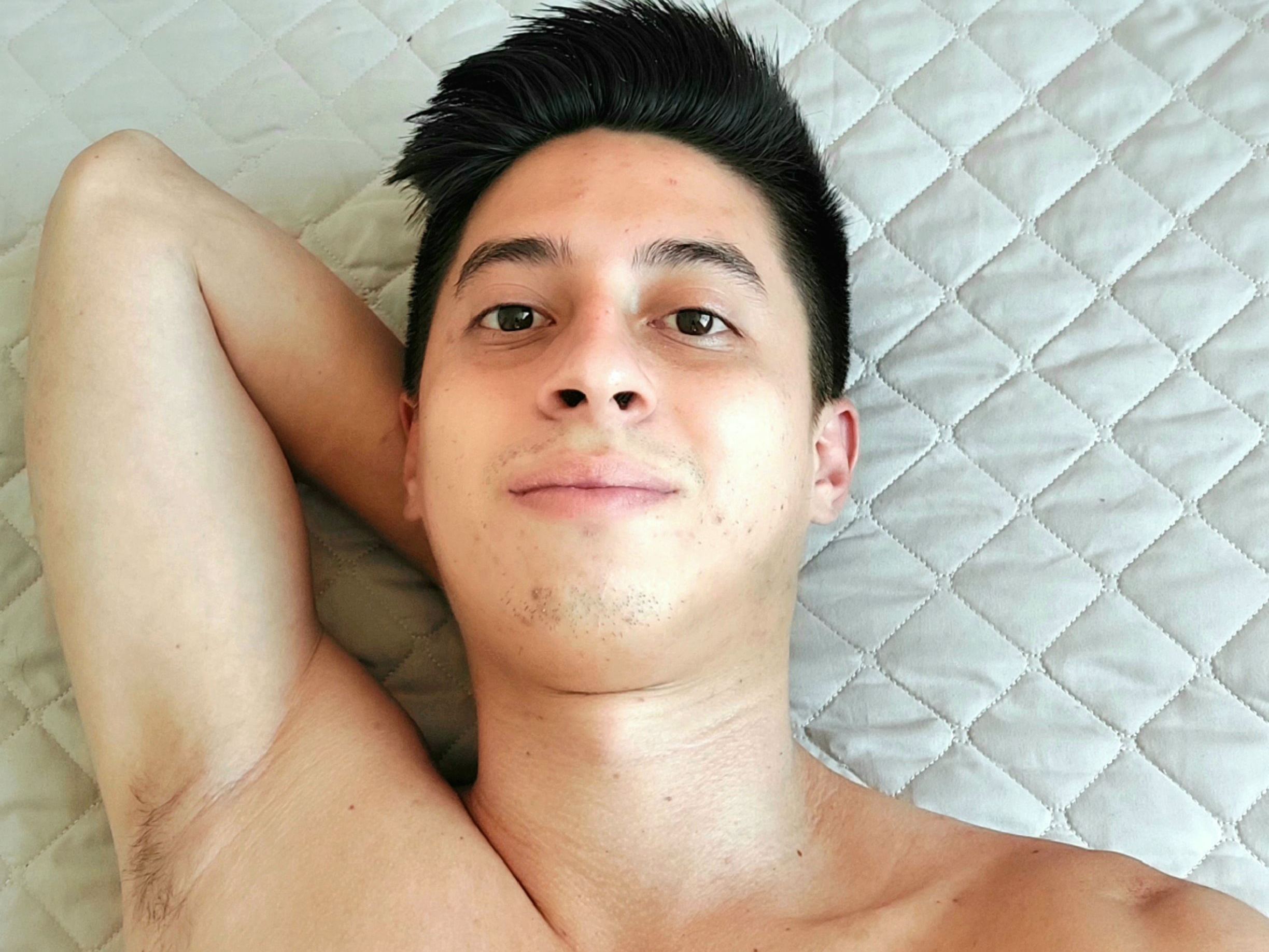 Foto de perfil de modelo de webcam de Aron21 