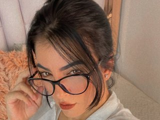 Imagen de perfil de modelo de cámara web de AnaGrey